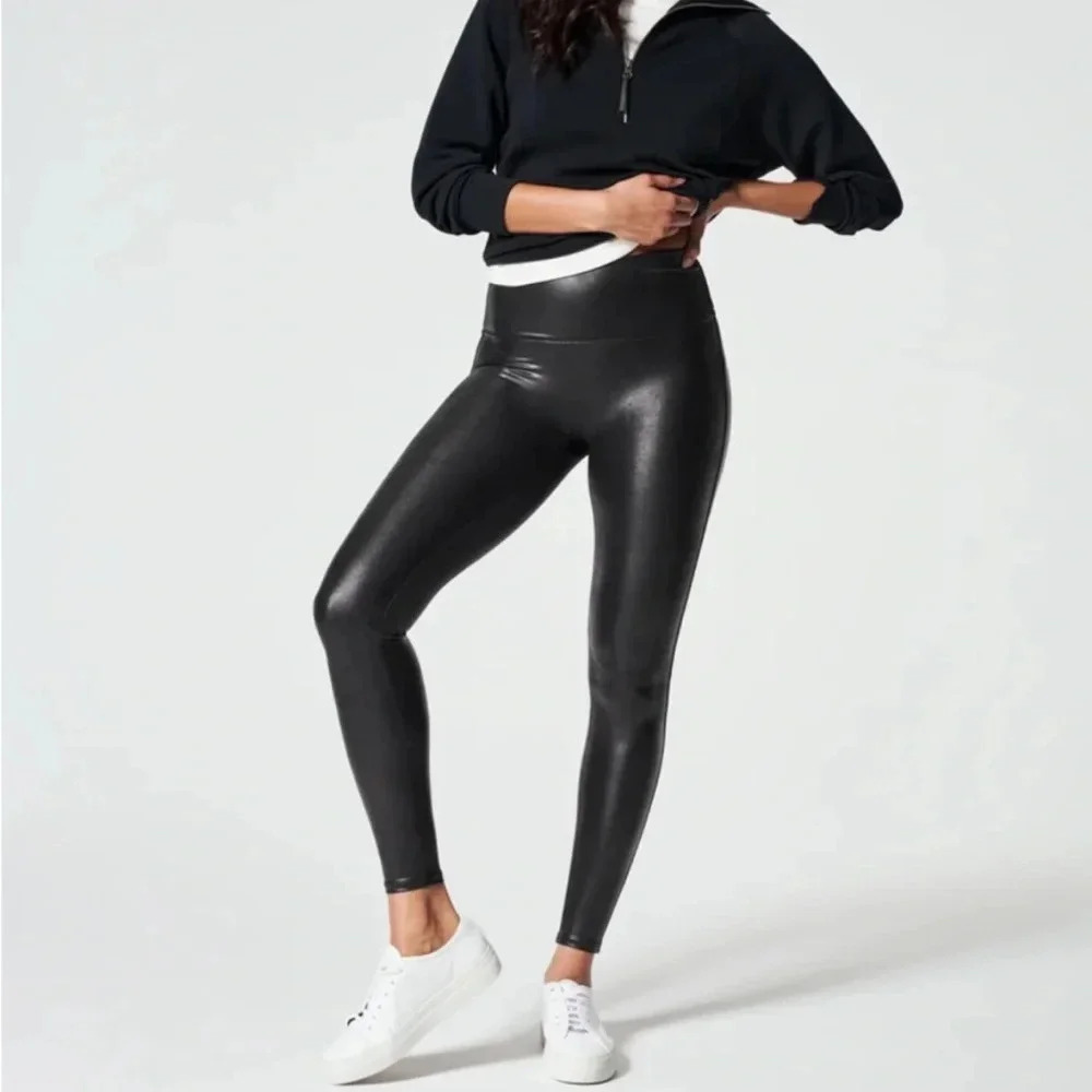 Spanx Faux Leather Leggings in black‎ coated size small